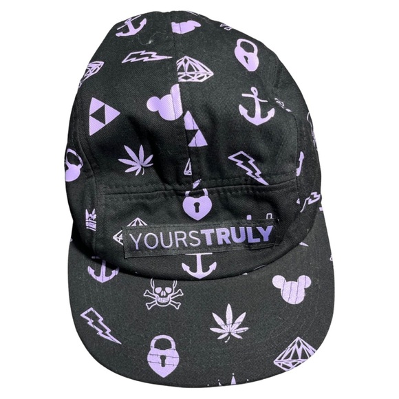 Yours Truly 5-panel hat from Dimepiece LA - Picture 3 of 7